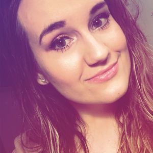 Meet your Posher, Amela